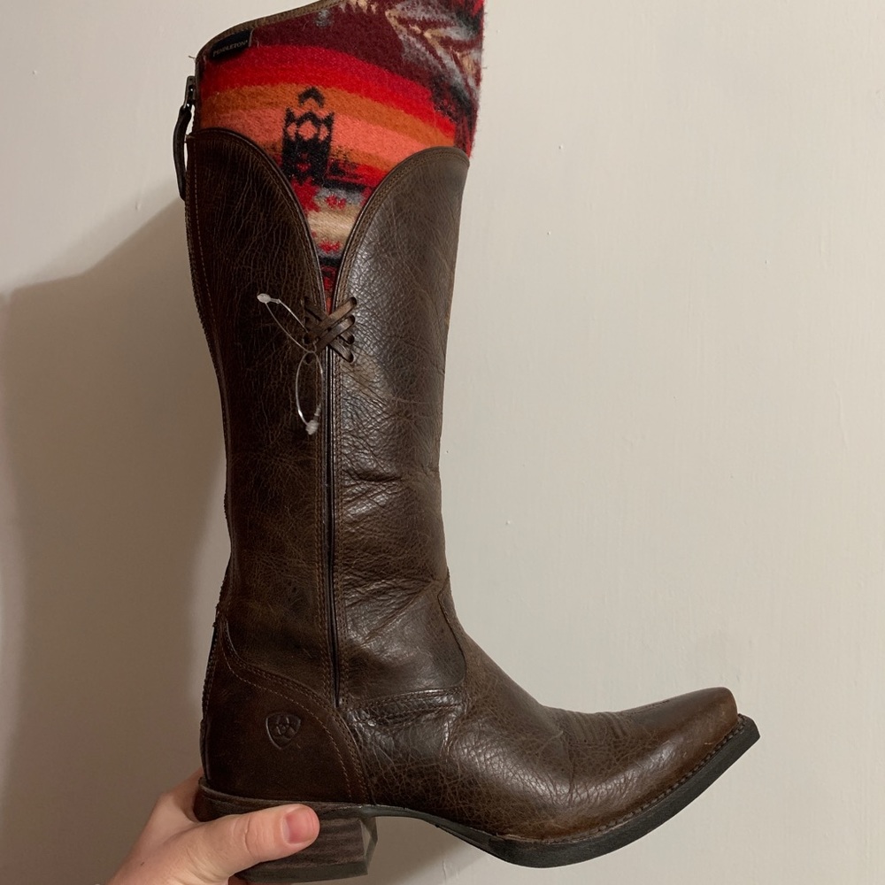 SOLD Ariat/Pendleton Boots 🌙